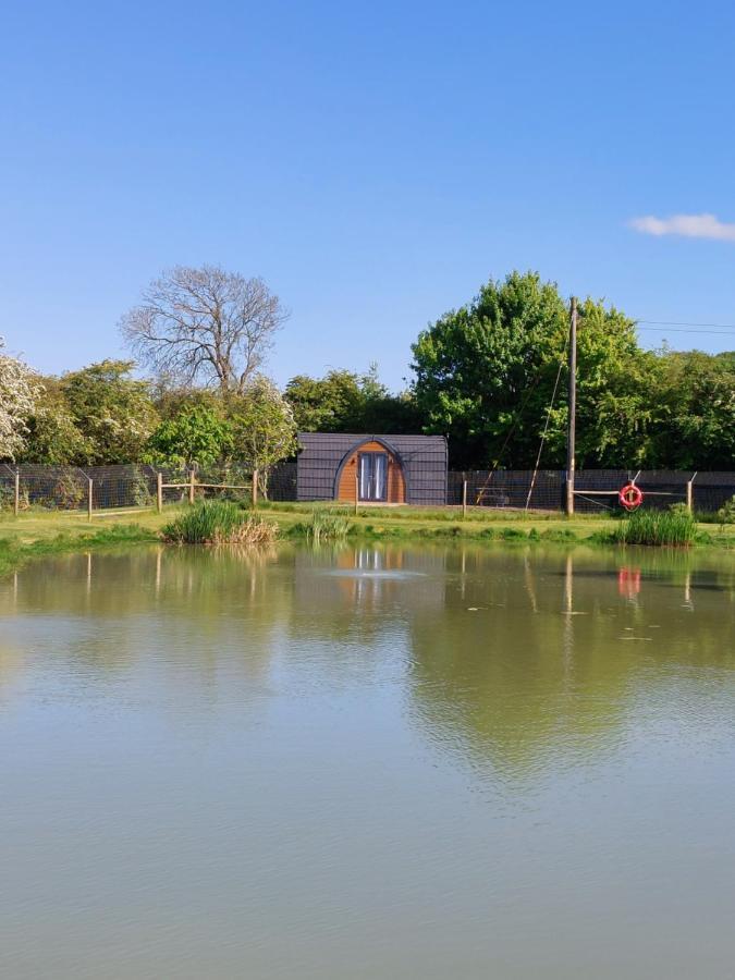 Oak Lodge Pods Лоустофт Экстерьер фото